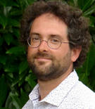 Simon Roginski, chargé de communication